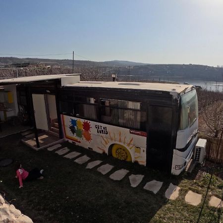 The Bus Leilighet Majdal Shams Eksteriør bilde