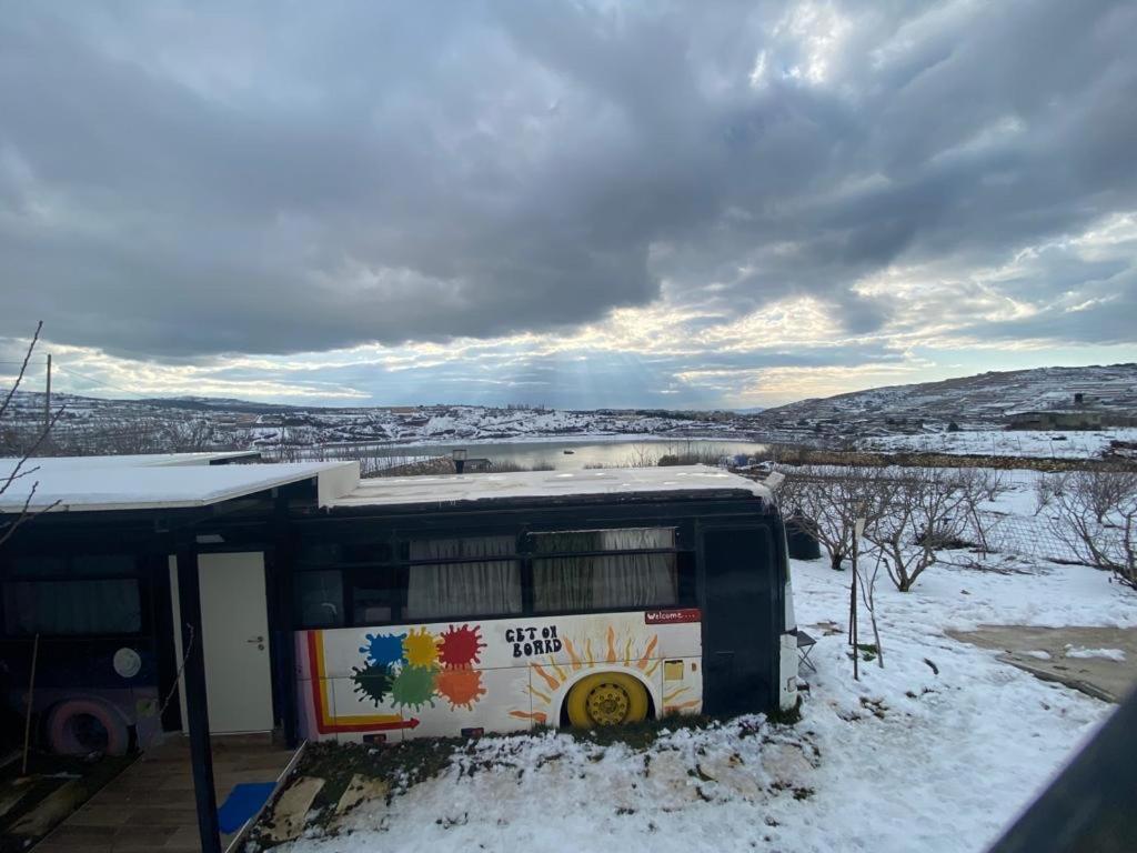The Bus Leilighet Majdal Shams Eksteriør bilde